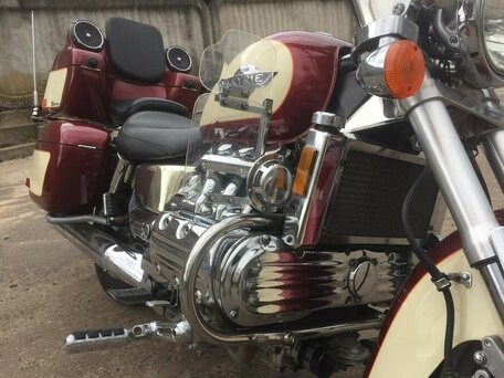 1999 Honda Valkyrie 1500, пурпурный, 679154 рублей, вид 3