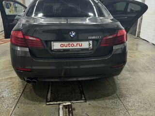 2013 BMW 5 серии 520i VI (F10/F11/F07) Рестайлинг, коричневый, 2630000 рублей, вид 5