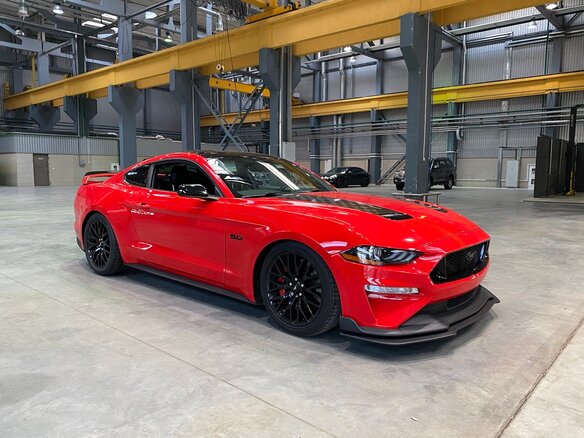2019 Ford Mustang VI Рестайлинг, красный - вид 10