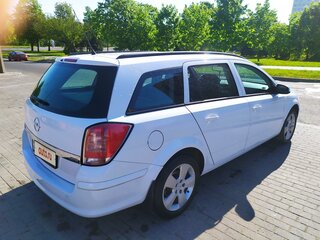 2009 Opel Astra H Рестайлинг, белый, 590999 рублей, вид 5