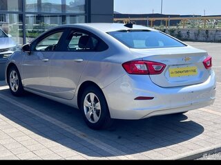 2017 Chevrolet Cruze II, серебристый, 1100000 рублей, вид 5