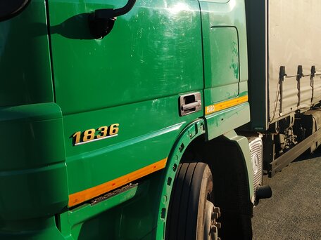 2004 Mercedes-Benz Actros, зелёный, 2400000 рублей, вид 4