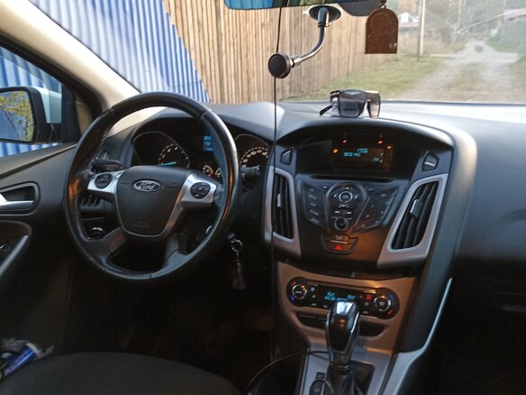 2013 Ford Focus III, белый, 750000 рублей - вид 12