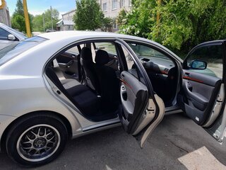 2004 Toyota Avensis II, серебристый, 899999 рублей, вид 5