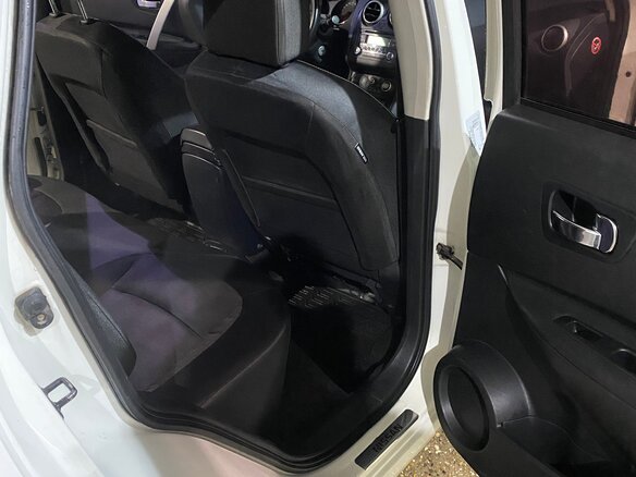 2010 Nissan Qashqai I Рестайлинг, белый, 779000 рублей - вид 24