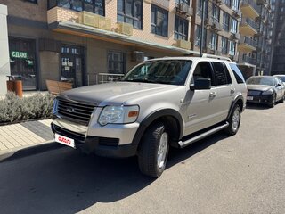 2007 Ford Explorer IV, серебристый, 1350000 рублей, вид 2