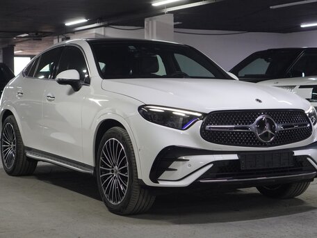 2025 Mercedes-Benz GLC Coupe 300 II (C254), белый, 8300000 рублей, вид 4