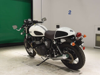 2016 Triumph Thruxton, белый, 1100000 рублей, вид 5