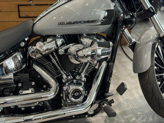 2024 Harley-Davidson Breakout, серебристый, 3300000 рублей, вид 5