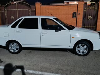2011 Lada (ВАЗ) Priora I, белый, 450000 рублей, вид 3