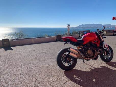 2014 Ducati Monster 1200, красный, 1140000 рублей, вид 1