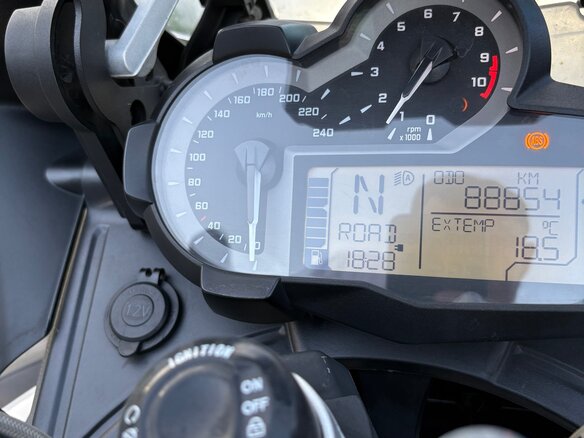 2015 BMW R 1200 GS Adventure, белый, 1000000 рублей - вид 26