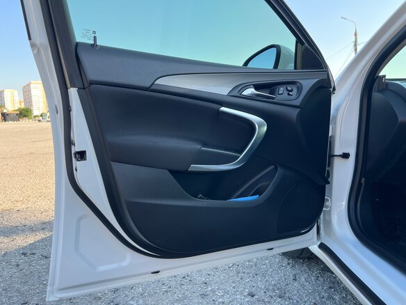2013 Opel Insignia I Рестайлинг, белый, 1190000 рублей - вид 34
