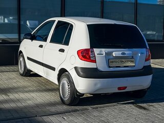2010 Hyundai Getz I Рестайлинг, белый, 359000 рублей, вид 3
