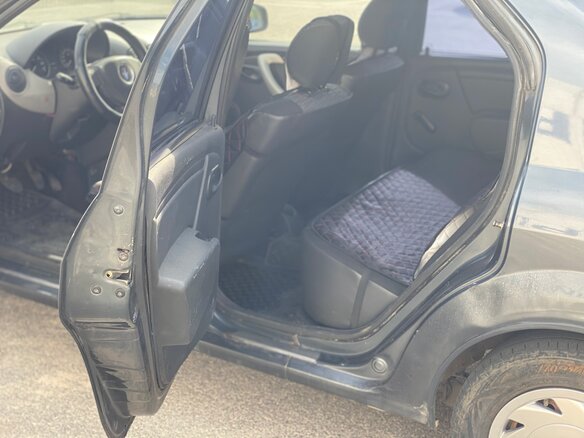 2010 Renault Logan I Рестайлинг, серый, 310000 рублей - вид 14