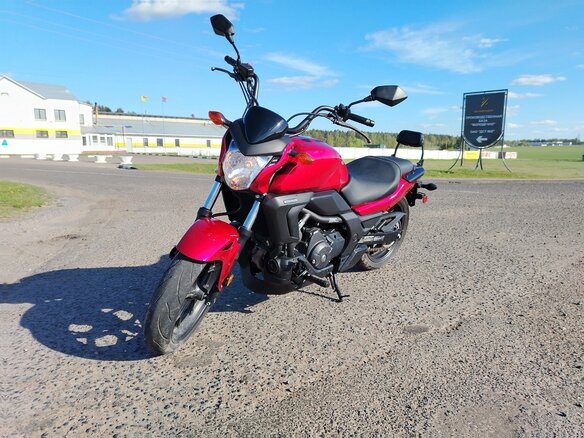 2013 Honda CTX 700, пурпурный, 561192 рублей - вид 15