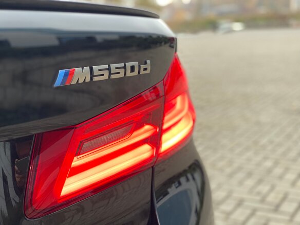 2019 BMW 5 серии M550d xDrive VII (G30/G31/G38), чёрный - вид 9