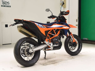 2023 KTM 690 SMC R, оранжевый, 1200000 рублей, вид 5