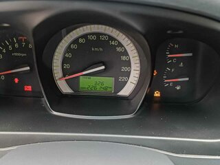 2006 Kia Cerato I Рестайлинг, серебристый, 420000 рублей, вид 4