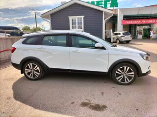2018 Lada (ВАЗ) Vesta SW Cross I, белый, 1075000 рублей, вид 1