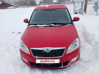 2011 Skoda Fabia II Рестайлинг, пурпурный, 370000 рублей, вид 1