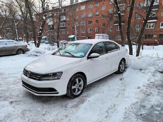2015 Volkswagen Jetta VI Рестайлинг, белый, 870000 рублей, вид 1