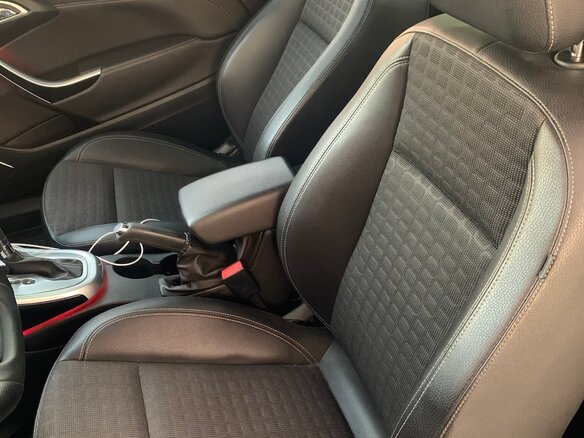 2014 Opel Astra GTC J Рестайлинг, чёрный - вид 5