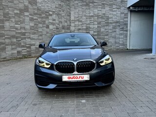 2019 BMW 1 серии 120d xDrive III (F40), серый, 2400000 рублей, вид 3
