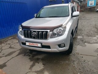 2011 Toyota Land Cruiser Prado 150 Series, серебристый, 3100000 рублей, вид 1