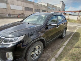 2017 Kia Sorento II Рестайлинг, чёрный, 2600000 рублей, вид 1