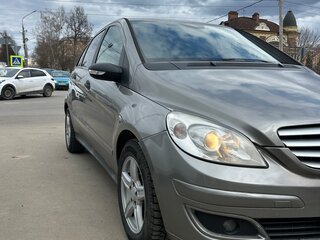 2006 Mercedes-Benz B-Класс 170 I (W245), серый, 380000 рублей, вид 3