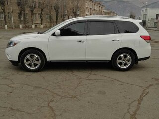 2016 Nissan Pathfinder IV, белый, 1450000 рублей, вид 3