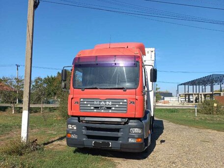 2003 MAN TGA, красный, 1700000 рублей, вид 1