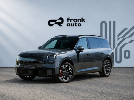 Lynk & Co 900