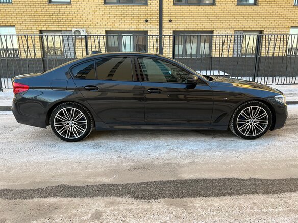 2018 BMW 5 серии 530i xDrive VII (G30/G31/G38), серый - вид 3