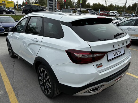 2026 Lada (ВАЗ) Vesta SW I Рестайлинг (NG), белый, 1972000 рублей - вид 2