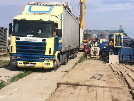 1998 Scania 4-Series, жёлтый, 780000 рублей, вид 3