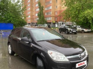 2010 Opel Astra H Рестайлинг, чёрный, 580000 рублей, вид 3