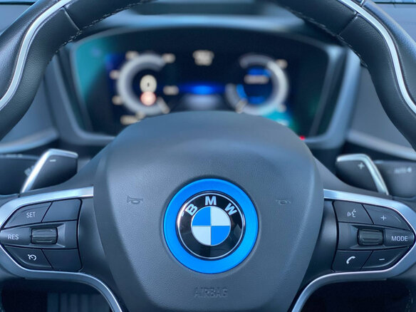 2018 BMW i8 I Рестайлинг, серый - вид 14