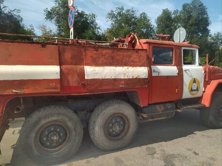 1984 ЗИЛ 131, красный, 250000 рублей, вид 2