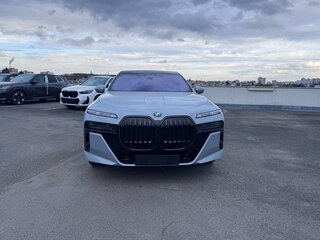 2025 BMW 7 серии 740d xDrive VII (G70), серый, 17590000 рублей, вид 2
