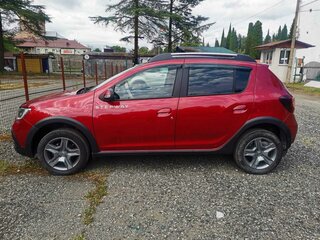 2019 Renault Sandero Stepway II Рестайлинг, красный, 1400000 рублей, вид 4