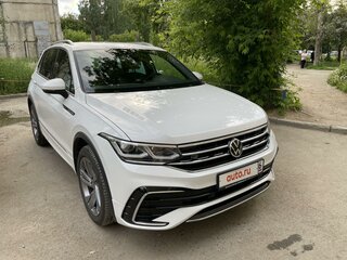 2021 Volkswagen Tiguan II Рестайлинг, белый, 4900000 рублей, вид 3