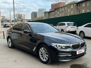 2018 BMW 5 серии 520d xDrive VII (G30/G31/G38), чёрный, 2900000 рублей, вид 3
