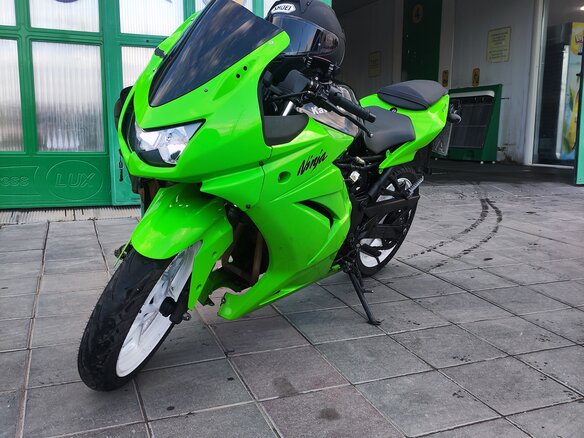 2011 Kawasaki Ninja 250R, белый, 300000 рублей - вид 6