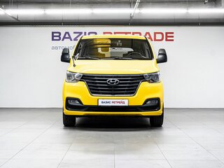 2018 Hyundai Grand Starex I Рестайлинг 2, жёлтый, 2519000 рублей, вид 2