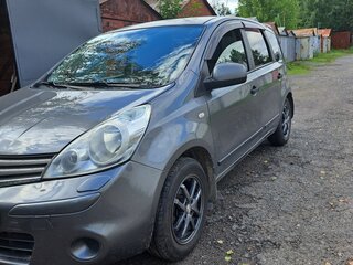 2011 Nissan Note I Рестайлинг, серый, 550000 рублей, вид 1