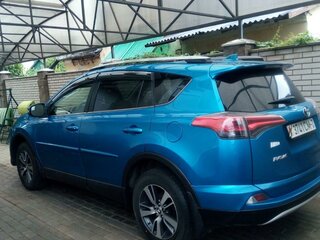 2017 Toyota RAV4 IV (XA40) Рестайлинг, синий, 1640000 рублей, вид 3