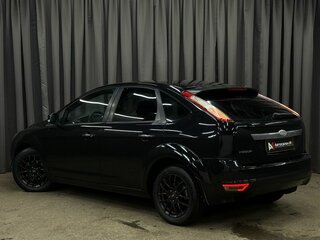 2009 Ford Focus II Рестайлинг, чёрный, 594777 рублей, вид 2