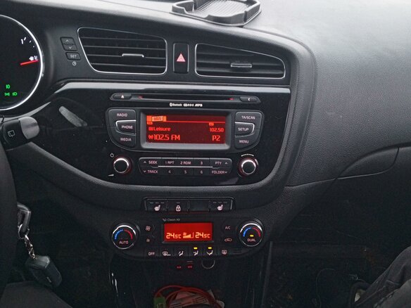 2015 Kia Ceed II, серый, 1350000 рублей - вид 4